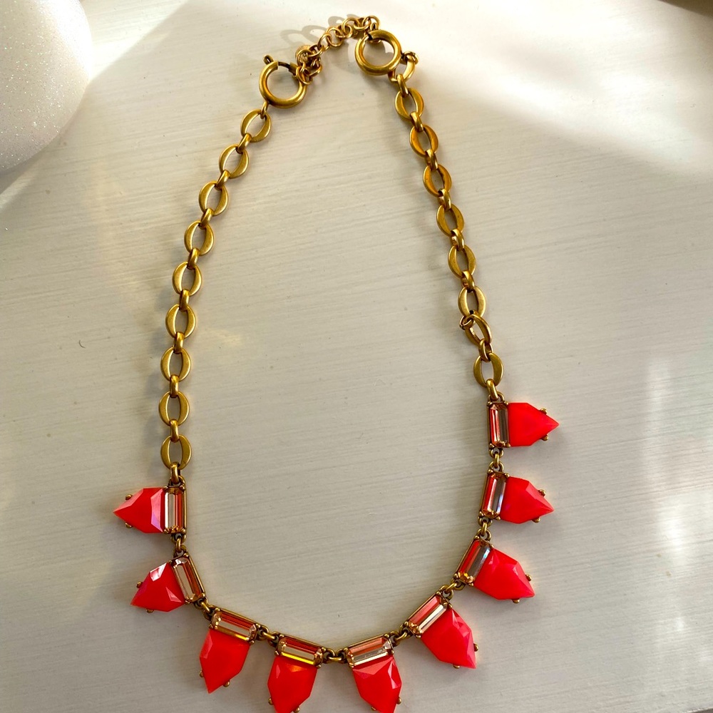 Stella & Dot Hot Pink Eye Candy Necklace